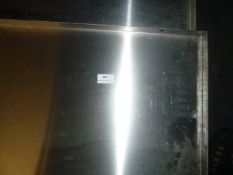 * 605w*350d*405h stainless steel shelf