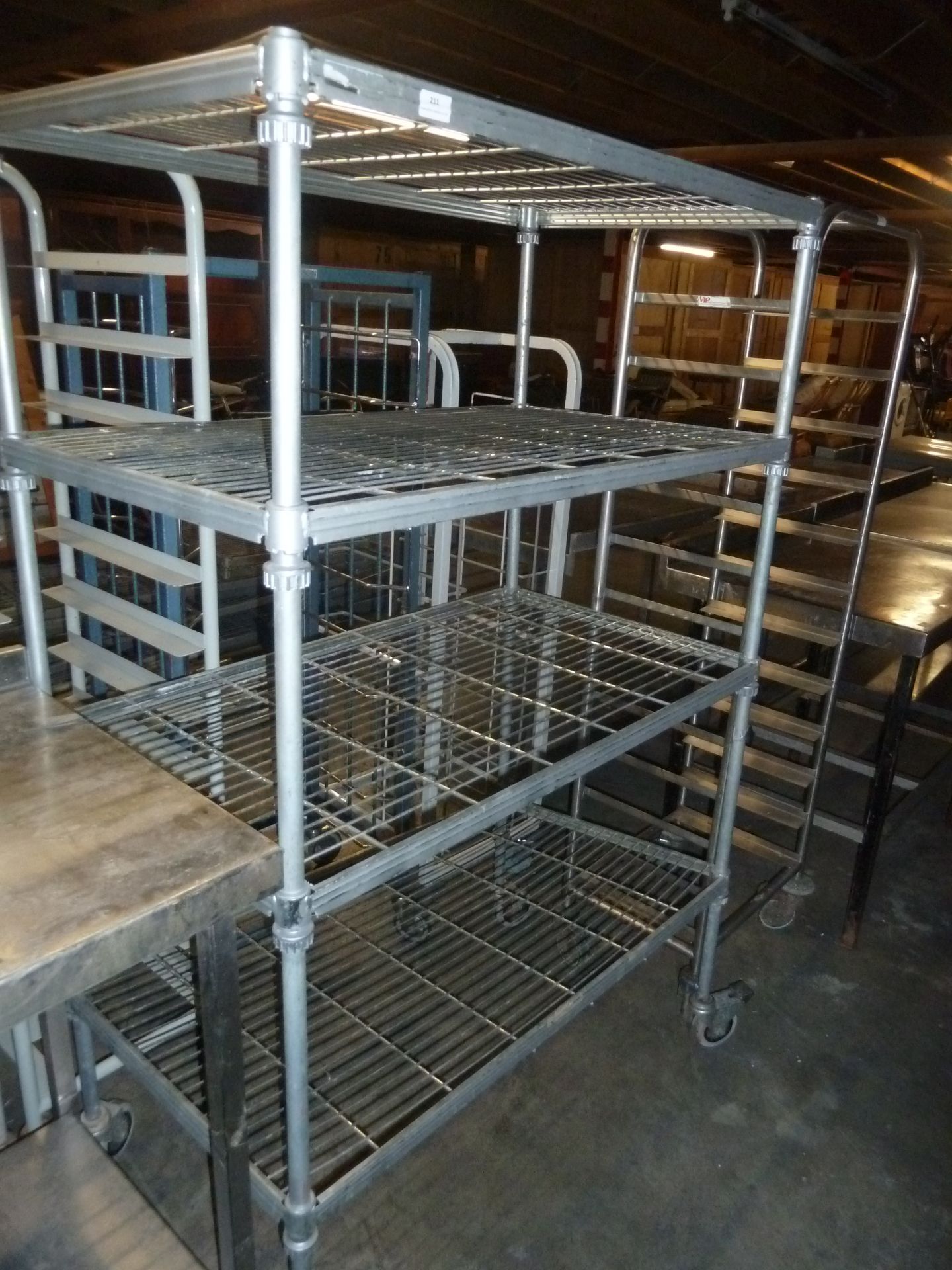 * 1060w*610d*1650h racking on casters