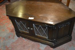 TV Stand with Leaded Glass Door