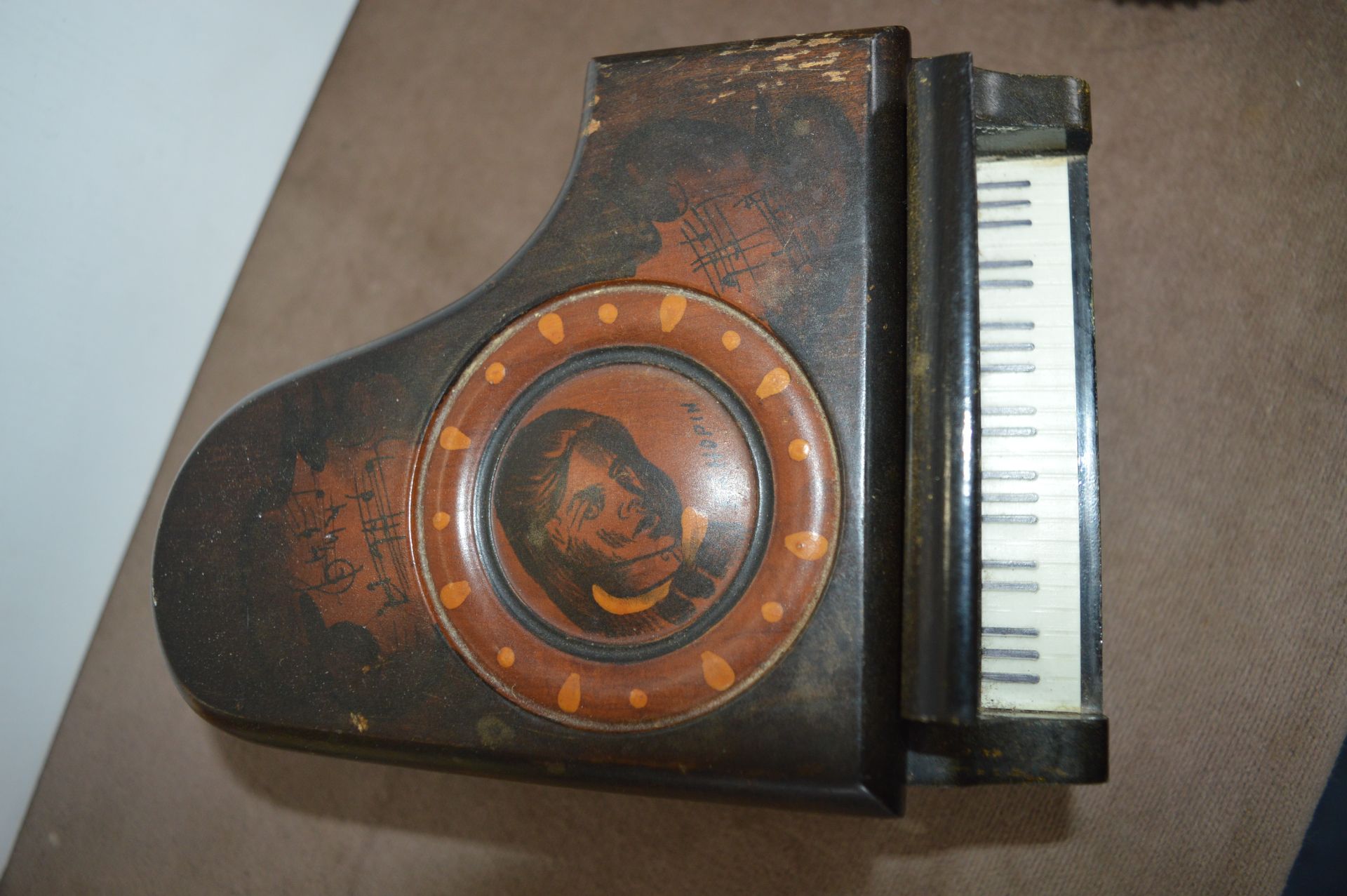 Four Treen Items Including Grand Piano Music Box - Image 3 of 3