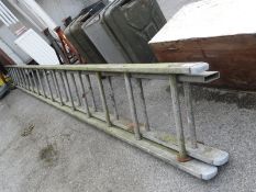 Aluminium Double Extending Ladders