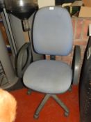 *Gas Lift Office Chair with Armrests