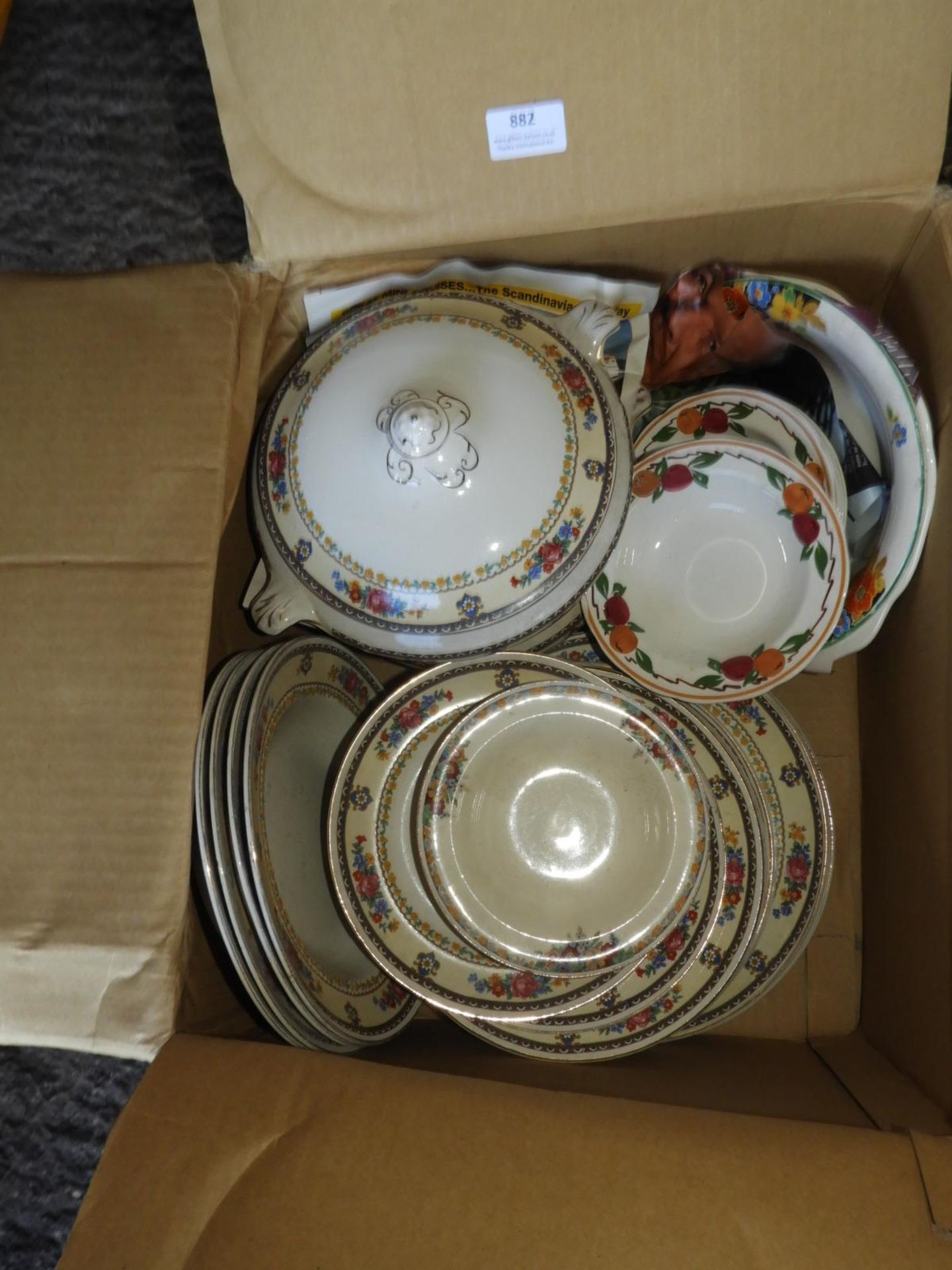 *Meakin Part Dinner Service