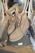 Pair of New Timberland Size 8 Gents Boots