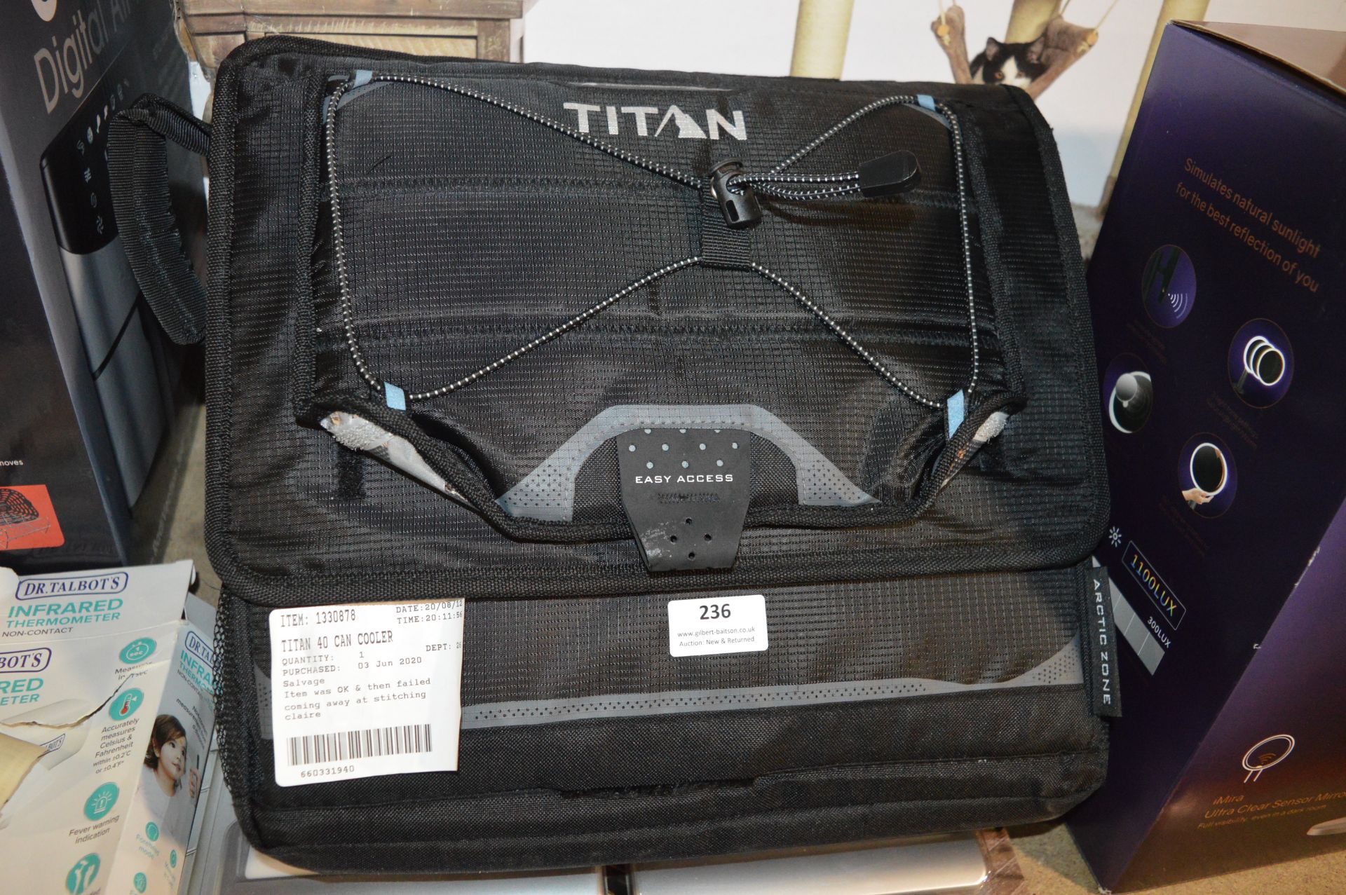 *Titan 40 Can Cool Bag