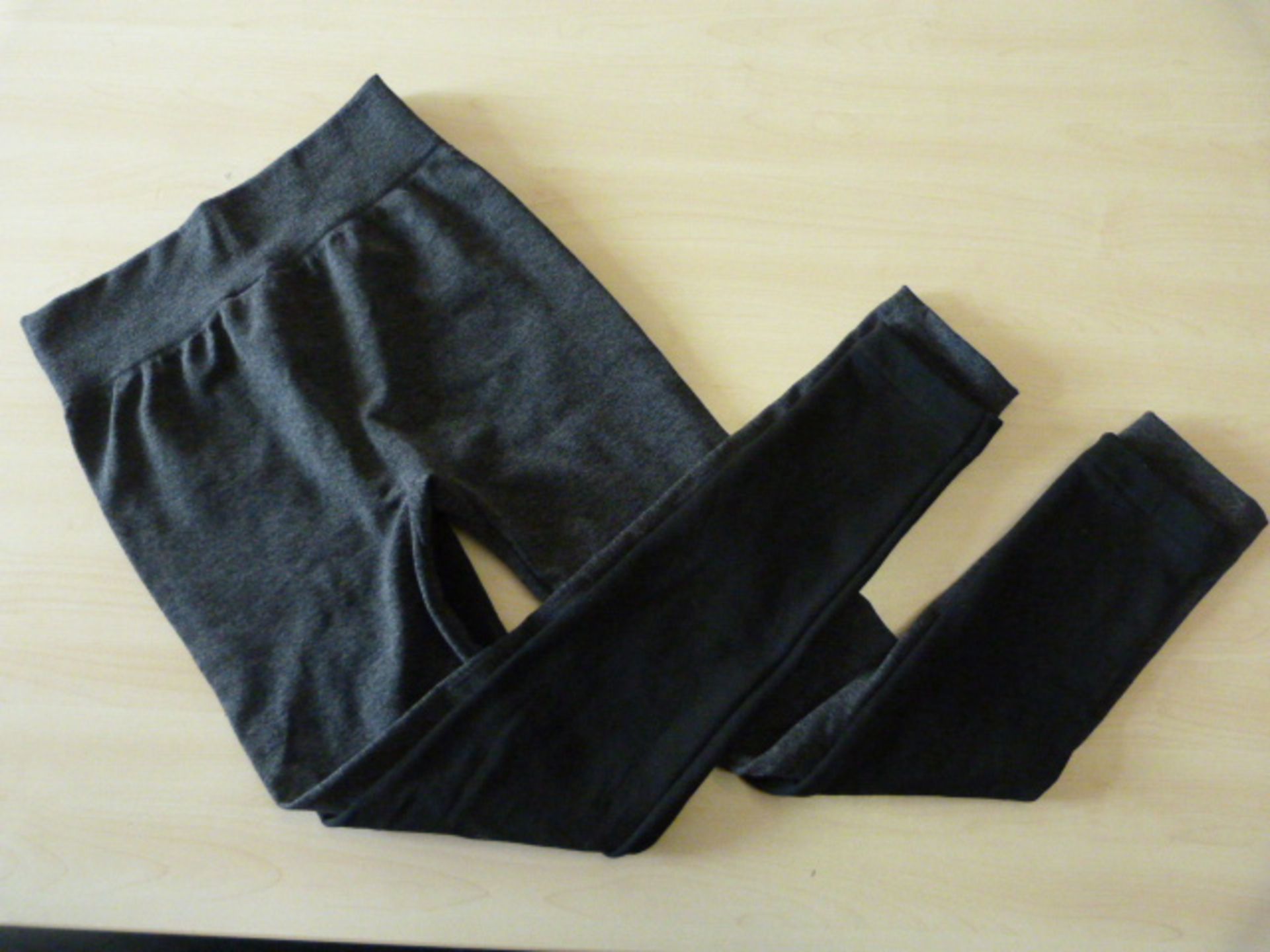 *Ellen Reyes Fleece Lined Leggings Size: S 2pk