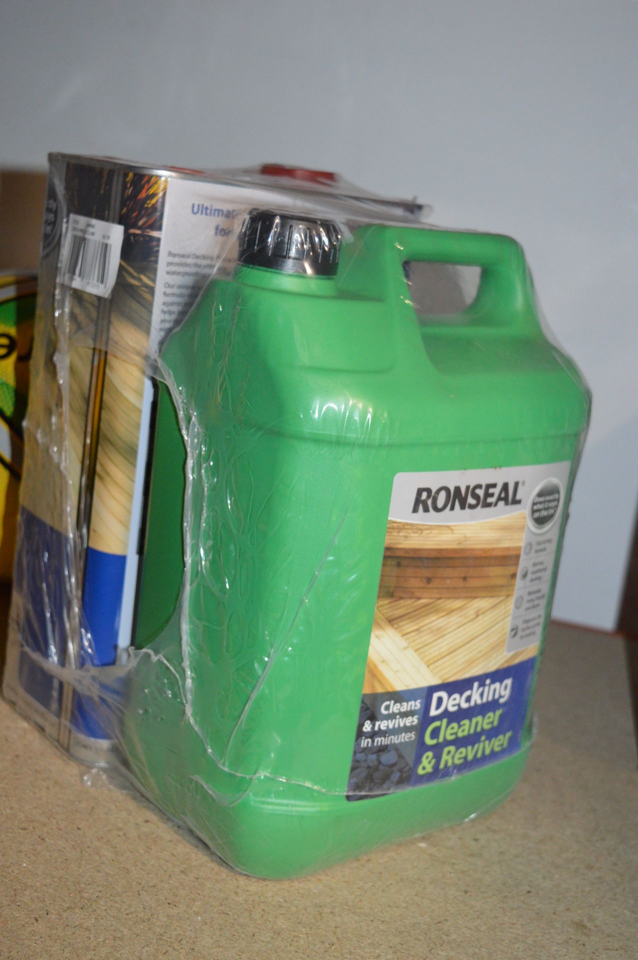 *5L of Ronseal Decking Protector, and Decking Clea - Image 2 of 2