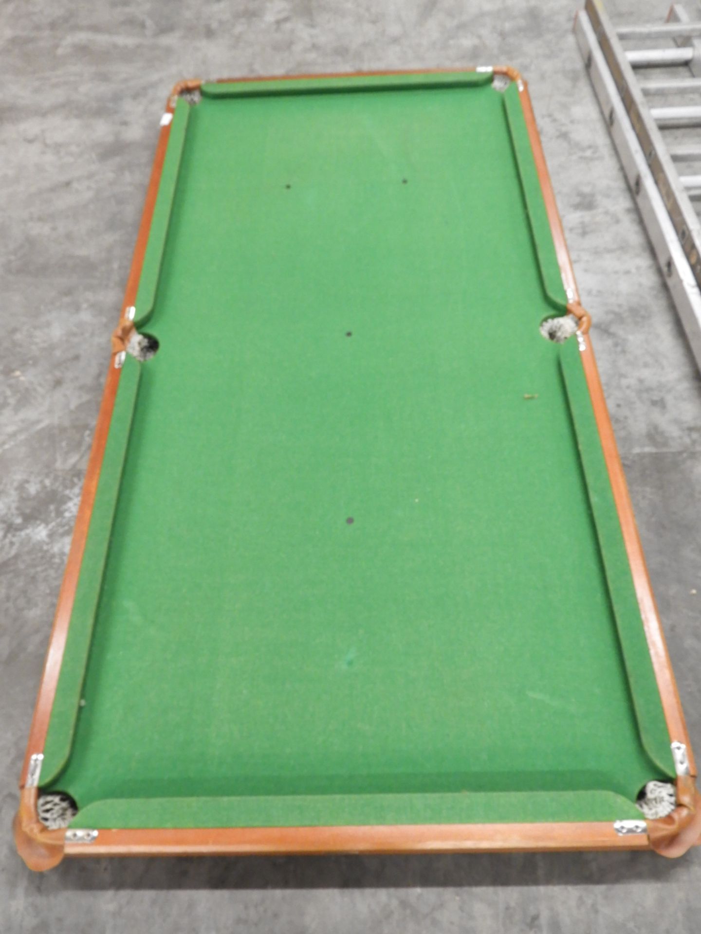 1/4 Size Snooker Table