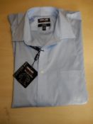 *Kirkland Signature Custom Fit Light Blue Shirt Size: 15.5 Neck, 34/35 Chest
