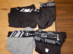 *2x Puma and 2x Champion Size: M Boxers