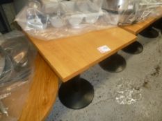 * square oak tables x 4 (600w x 600d)