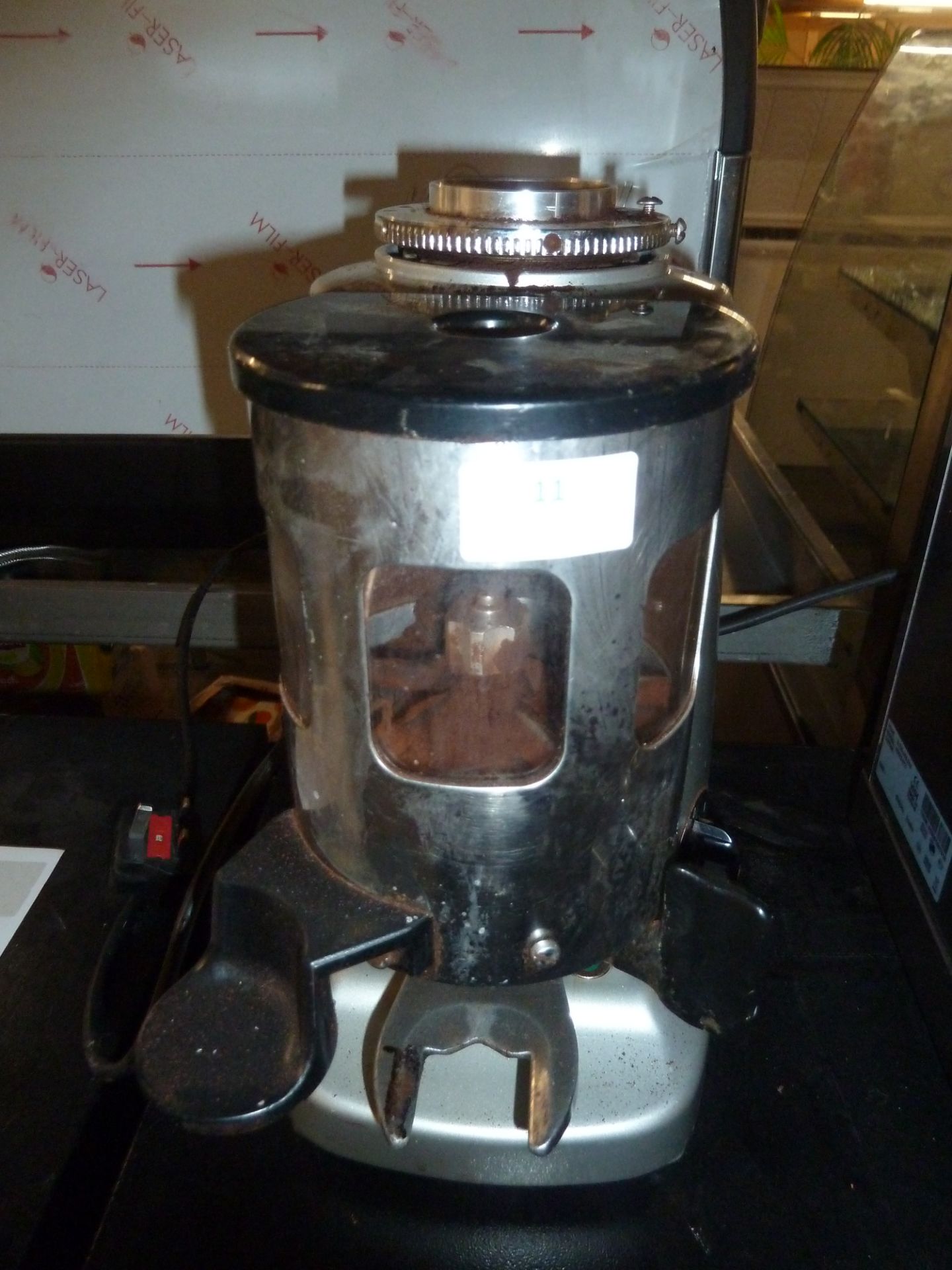 *Coffee bean grinder