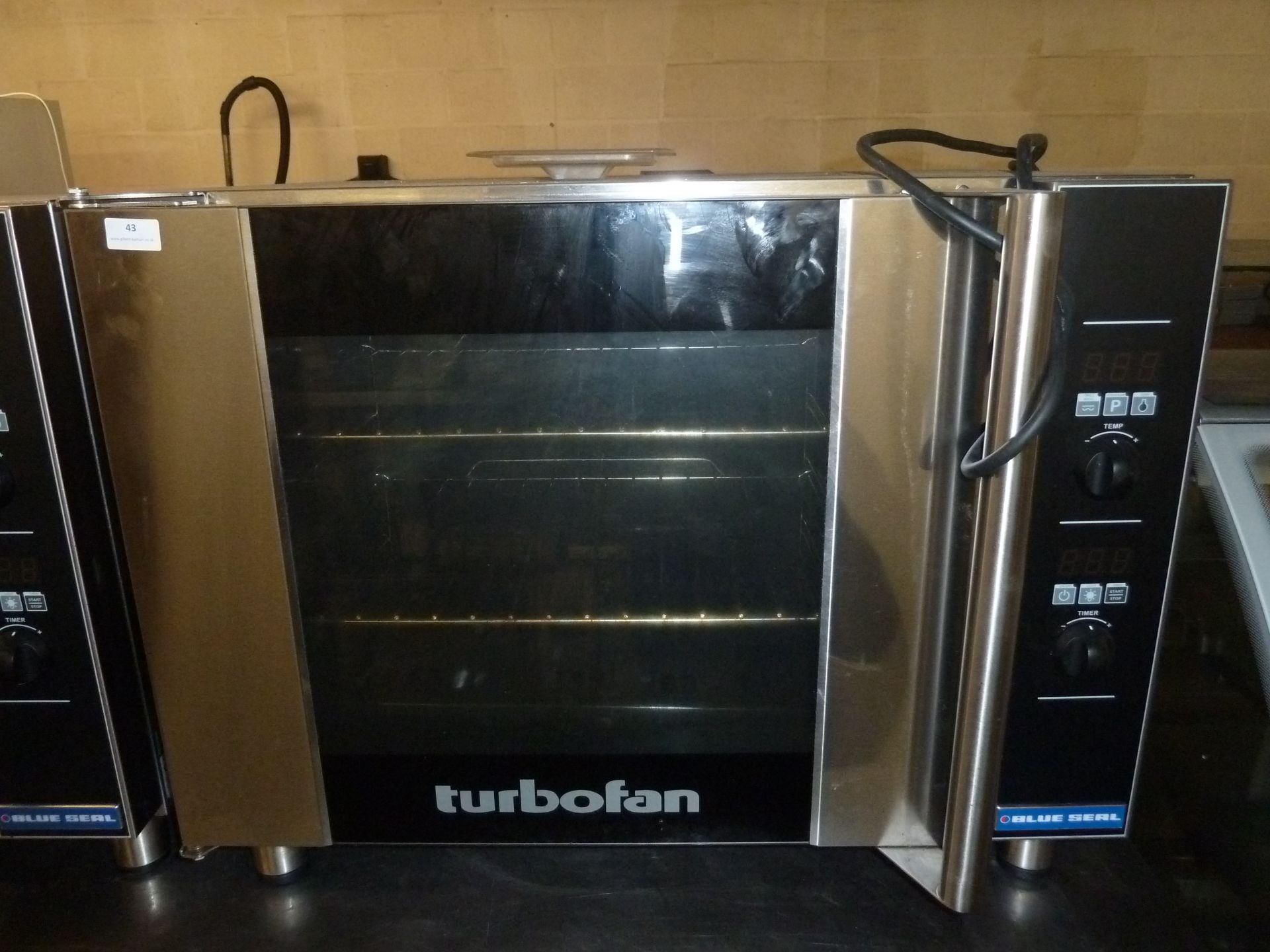 *Blue Seal Turbofan oven Model E31D4 - 4 shelf 810w x 600d x 630h