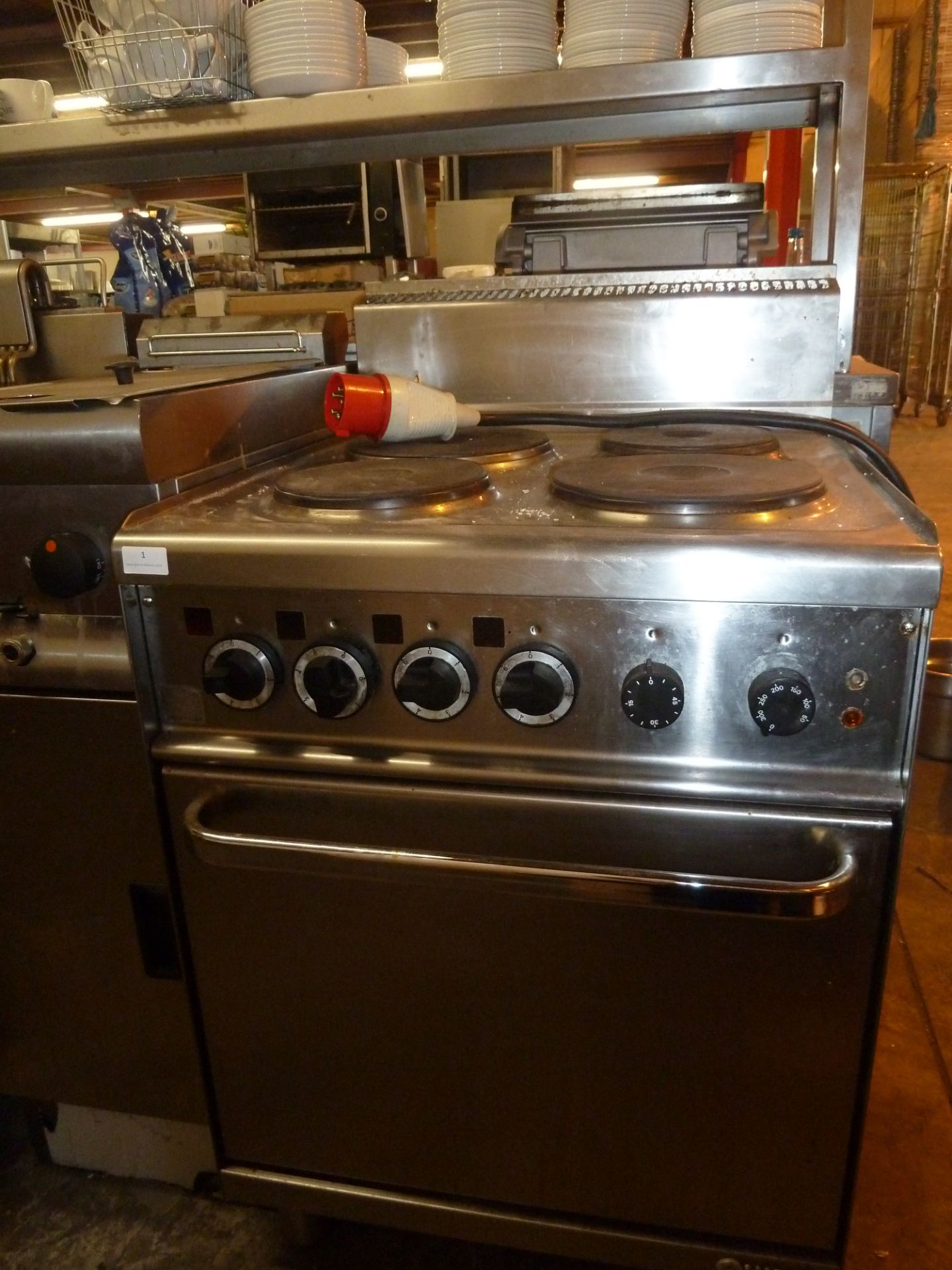 *Mareno 4 hob electric oven 3 phase 600w x 650d x 1000h