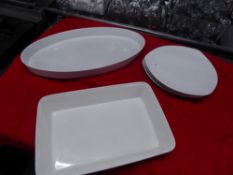 *selection of 5 large presentations plates