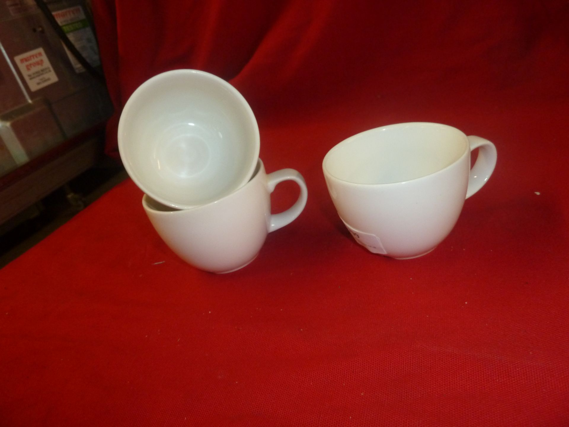 *white coffee cups - approx. 14