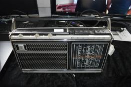 Vintage Grundig Concert Boy 1100 Radio