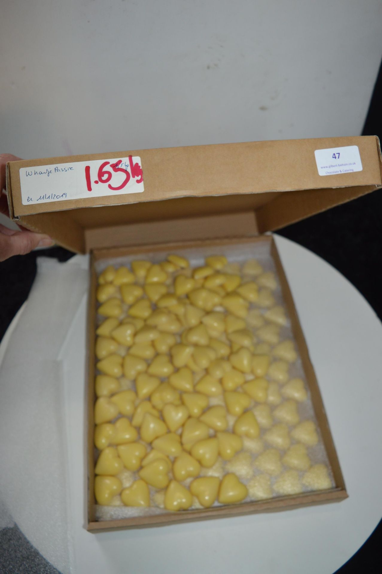 *1.6kg of White Chocolate Hearts