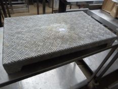 *Alloy Checker Plate Step