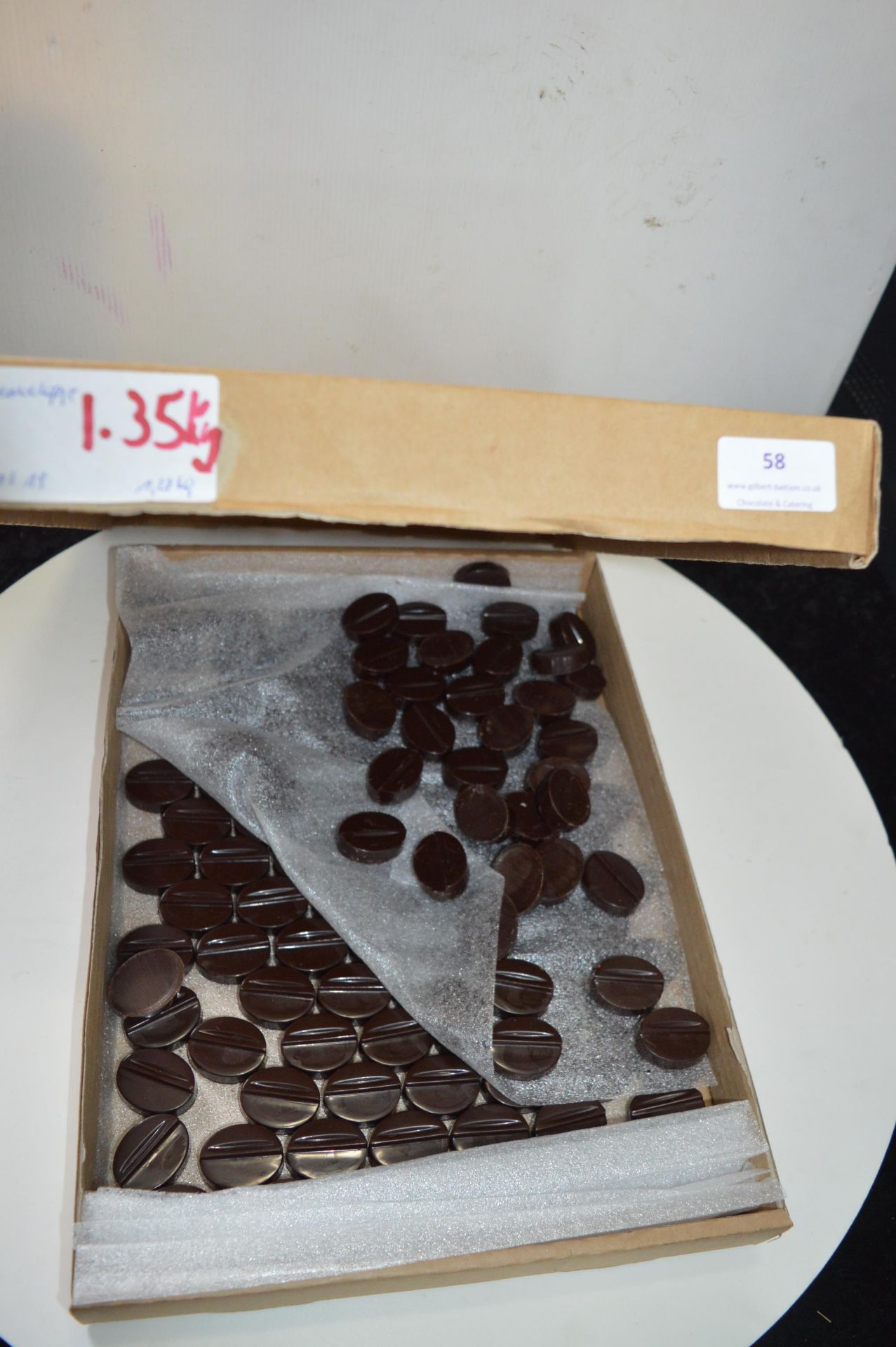 *1.35kg of Dark Chocolate Lozenges
