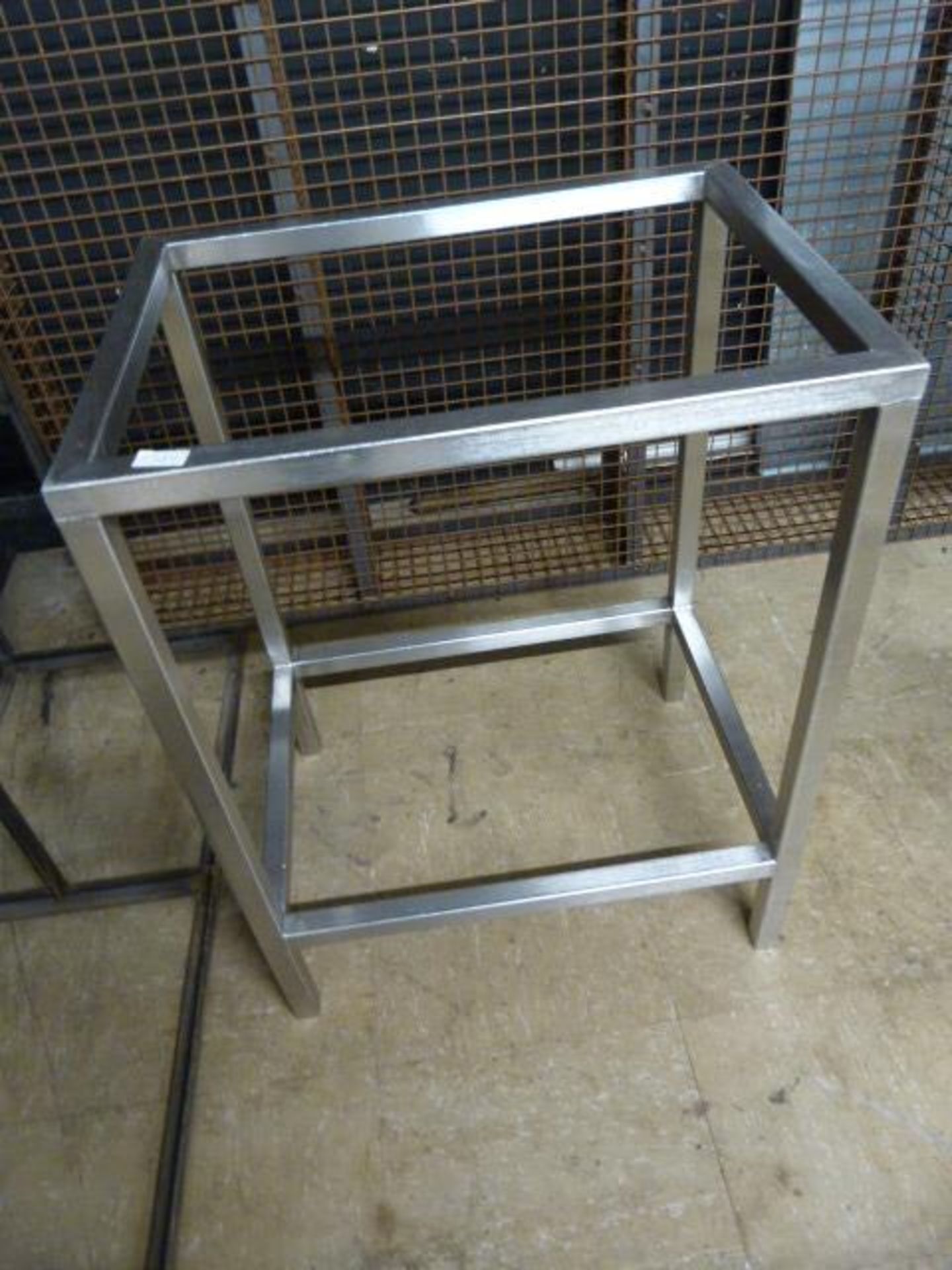 *Stainless Steel Stand ~51x38.5x67cm