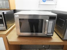 *Sharp Commercial Microwave Oven