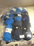 10 Balls of Blue Wool