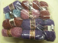 10 Assorted Balls of Wool