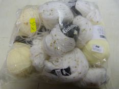 15 Assorted Balls of Wool
