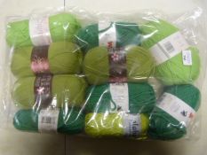 10 Balls of Green Wool