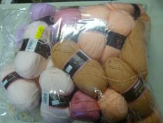 40pk Cream & Pink Wool