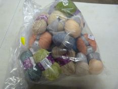 25 Assorted Balls of Wool