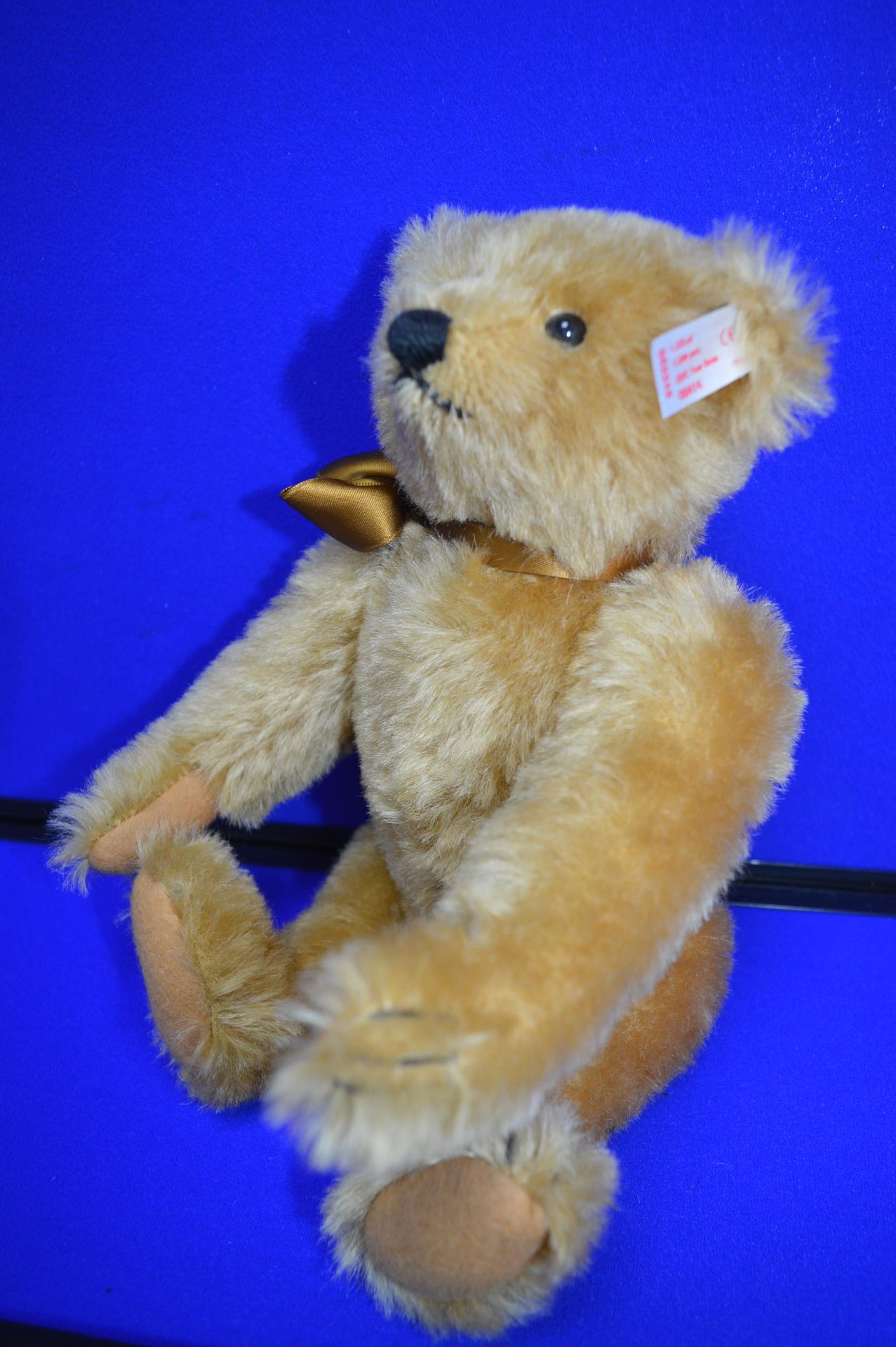 Steiff Bear of The Year 2006 - Blonde (30cm) - Image 2 of 4