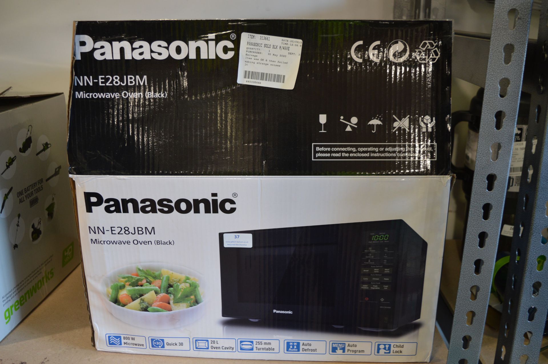 *Panasonic NNE28JBM Microwave Oven