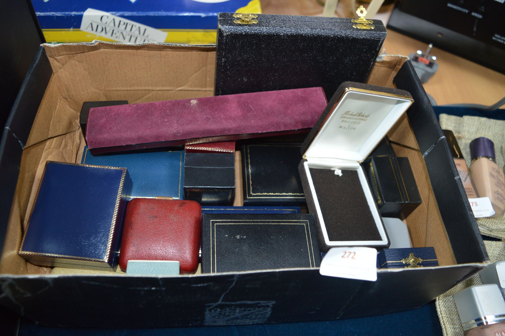 Quantity of Jewelry Gift Boxes