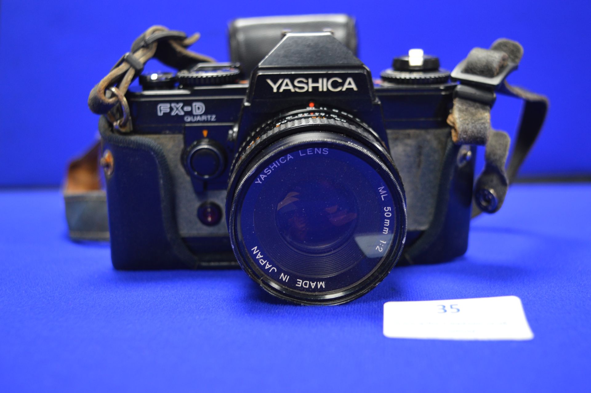 Yashica FX-D Quartz SLR Camera with Yashica ML 50mm 1: 2 Lens