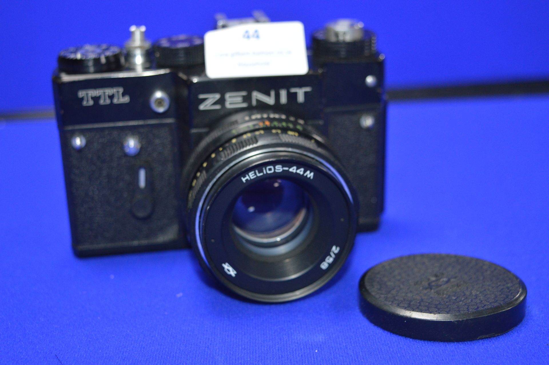 Zenit TTL SLR Camera with Helios-44M 2/58 Lens