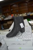 Ladies Grey Suede Effect Ankle Boots Size: 4