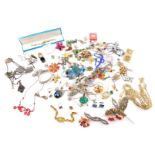 Silver and costume jewellery, to include brooches, rings, necklaces, bracelets and earrings. (qty)