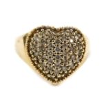 A 9ct gold diamond and heart shaped cluster ring, size M/N, 5.9g.