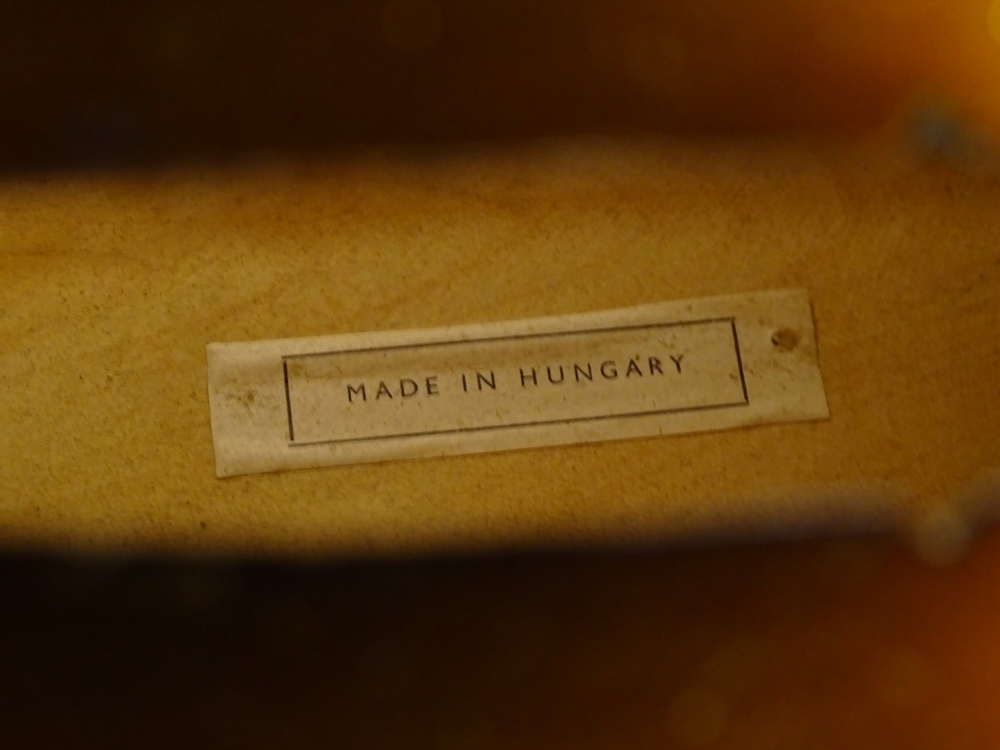 A Hungarian cello, with two piece back, length of back 62.5cm. - Image 5 of 7