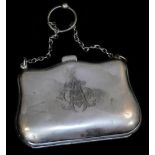 A George V silver evening purse, with chain mail handle and fitted leather interior, 9cm W, 2oz