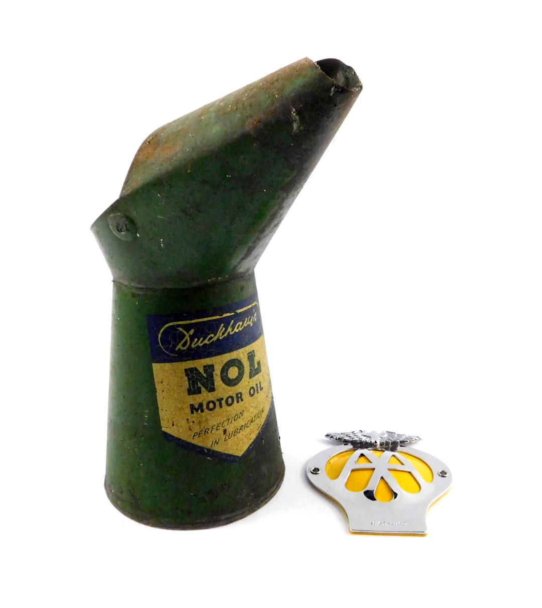 A Duckham's NOL Motor Oil green painted quart oil can, together with an AA 1945-67 car badge, (2)