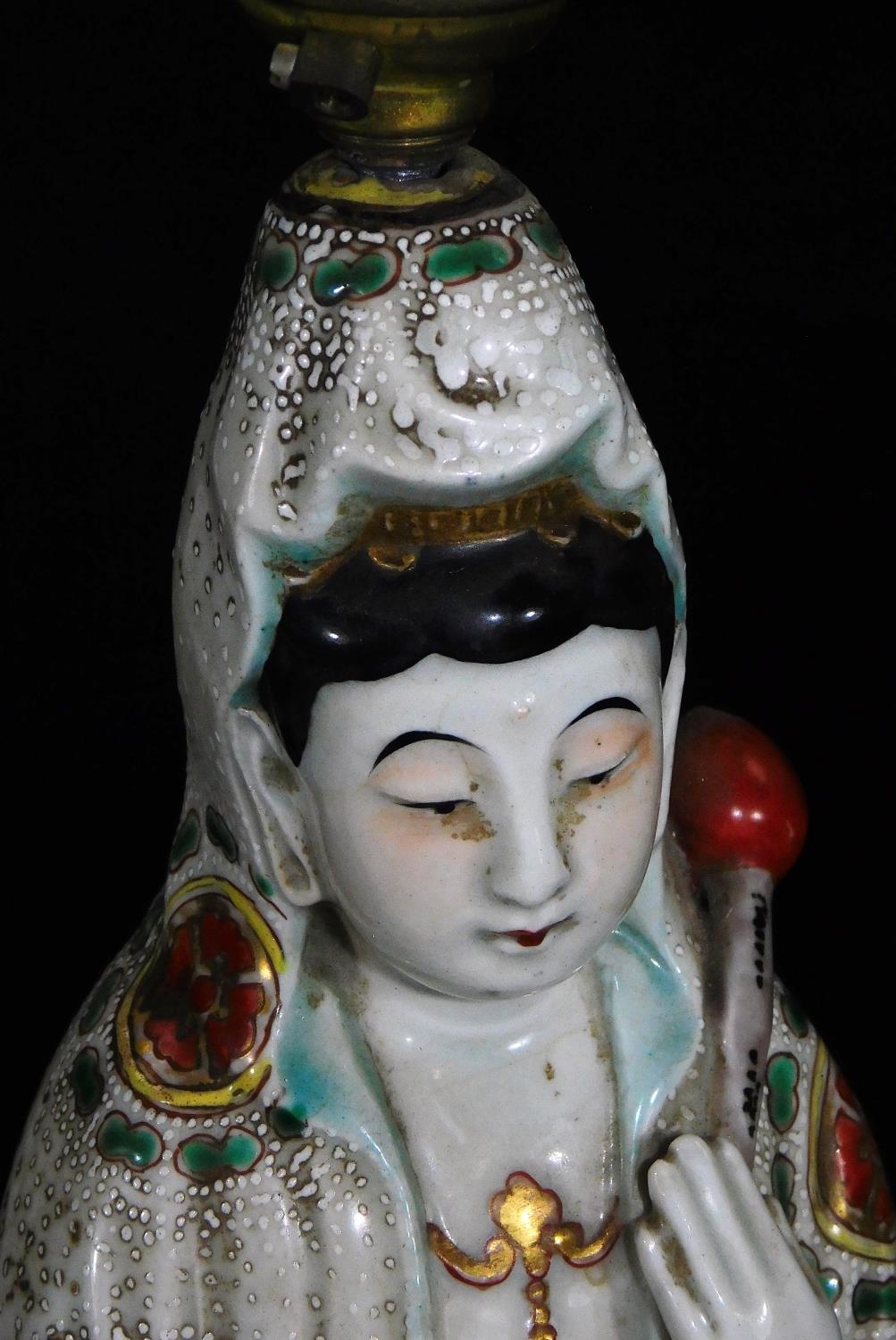 A 19thC Japanese Kutani figure of the Goddess Kannon, carrying a lotus bud, dressed in white robe, - Image 5 of 7