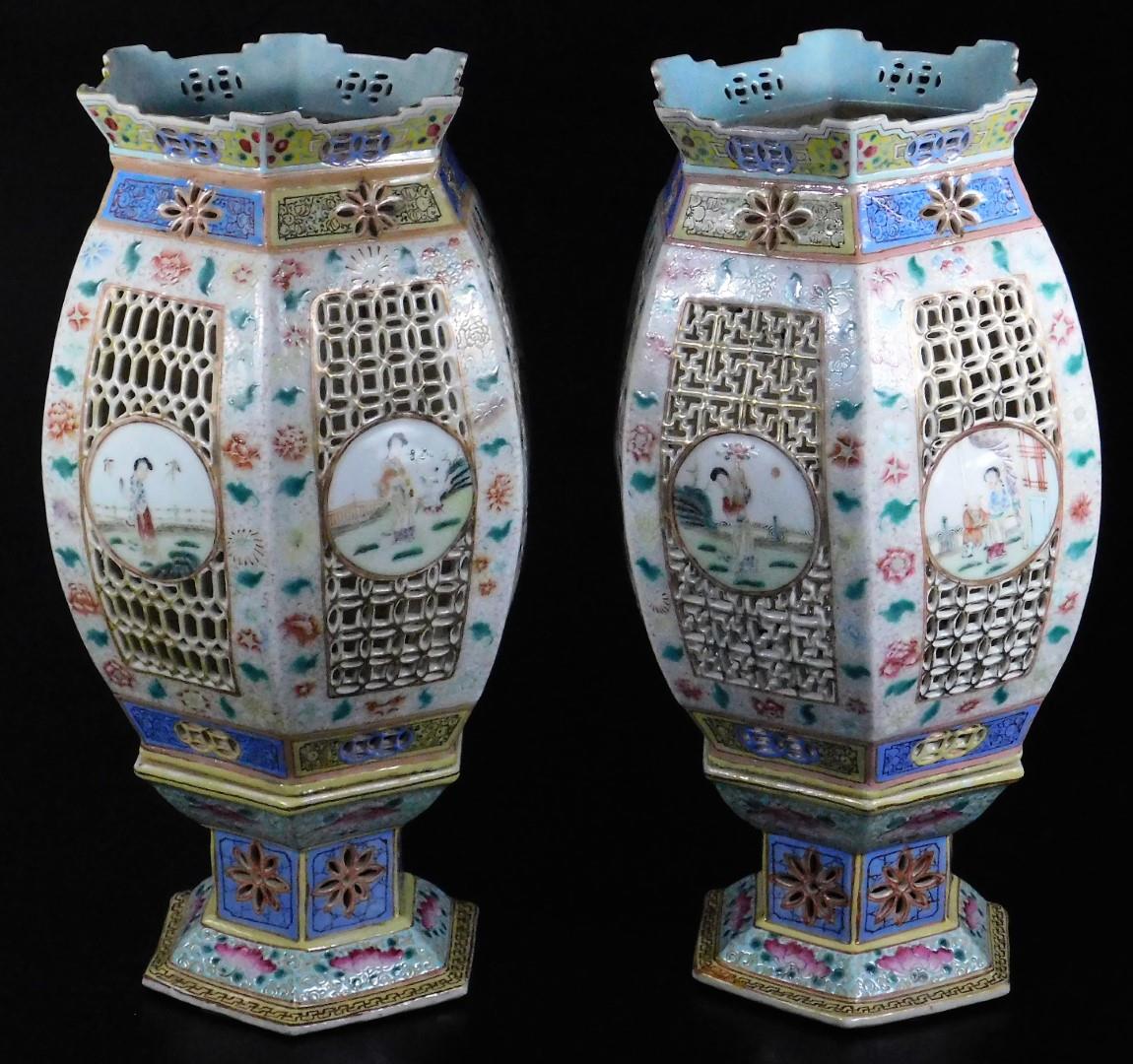 A fine pair of Chinese reticulated porcelain table lanterns, each of octagonal globular form, the - Image 3 of 9