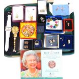 A quantity of modern costume jewellery, to include Avon necklaces, rings, charm bracelets, imitation