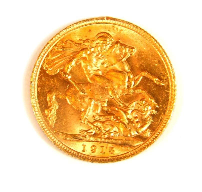 A George V gold full sovereign, 1915.