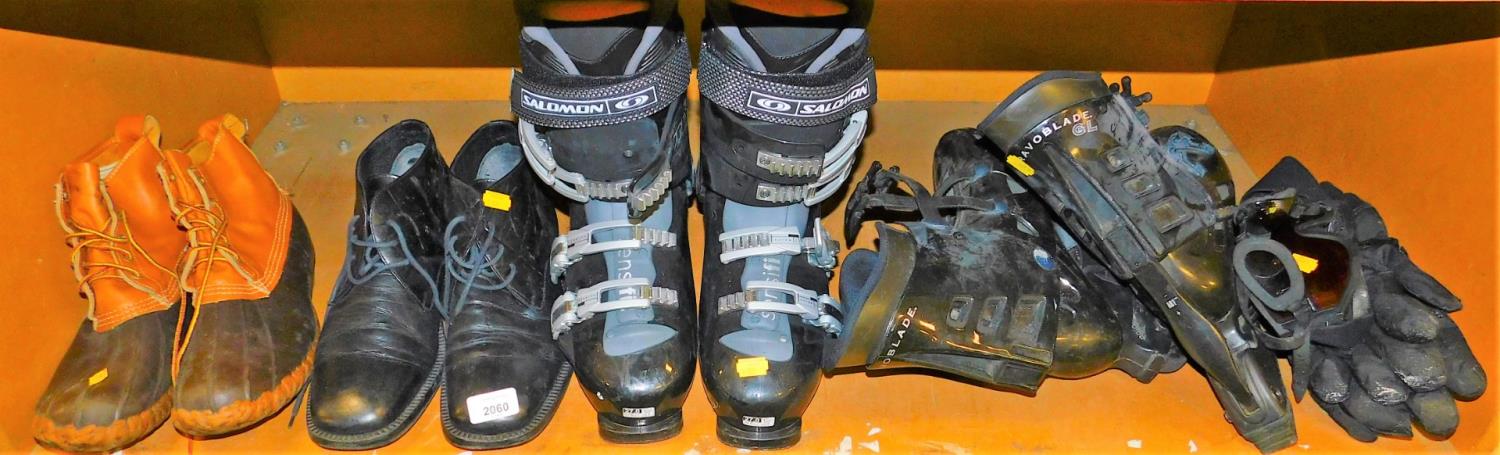 Boots, ski boots, to include a Salomon, other associated items, gloves, etc. (1 shelf)