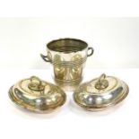 A Walker & Hall silver plated ice bucket, with fluted decoration, 21cm H, together with a pair of