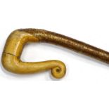A shepherd's crook with shaped horn handle, 108cm high.